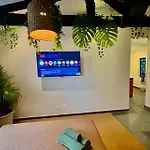 Explorer Bar - Tropical Room
