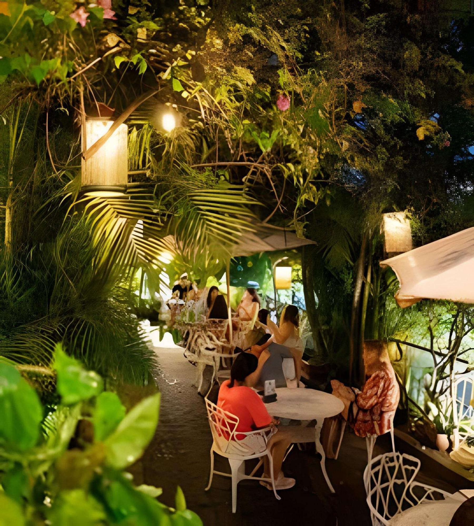 Explorer Bar - Tropical Río de Janeiro